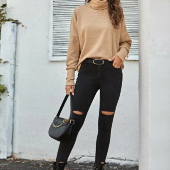 Turtleneck Buttoned Sleeves Sweater - Picture 2 of 6